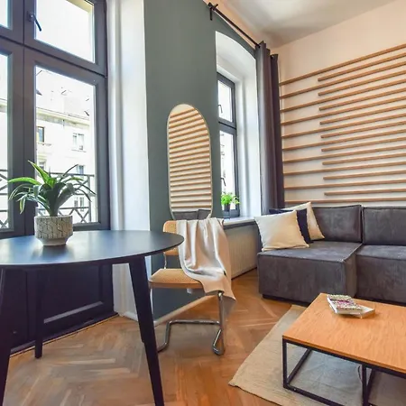 Premier Apartment Center - 5 Minutes Walk To Rynek *
