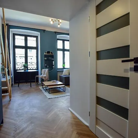 Premier Apartment Center - 5 Minutes Walk To Rynek