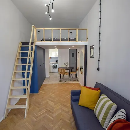 Apartamento Premier Apartment Center - 5 Minutes Walk To Rynek Breslavia