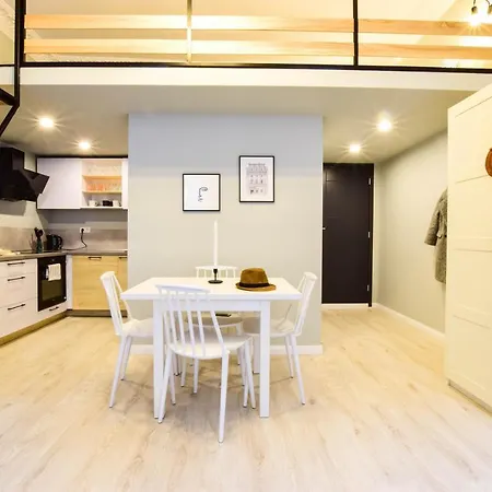 Premier Apartment Center - 5 Minutes Walk To Rynek * Breslavia