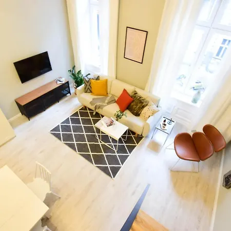 Premier Apartment Center - 5 Minutes Walk To Rynek Apartment